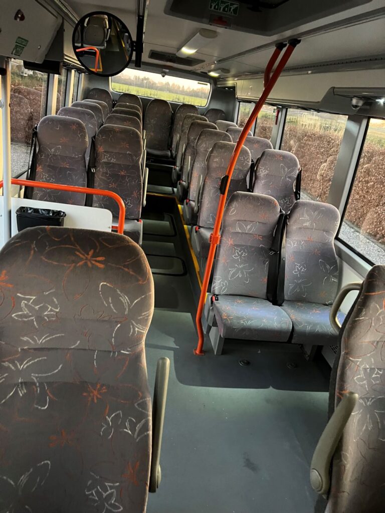 Bus inden, plads til 51